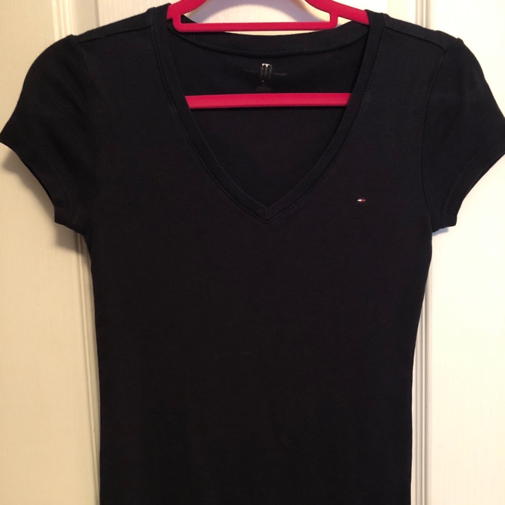V neck top